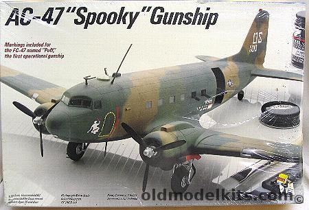 Testors 1/72 AC-47D / FC-47 Puff / Spooky Gunship -  1st Operational Gunship Capt Jack Harvey Da Nang 1965 / 432 TFW Udorm 1970, 652 plastic model kit